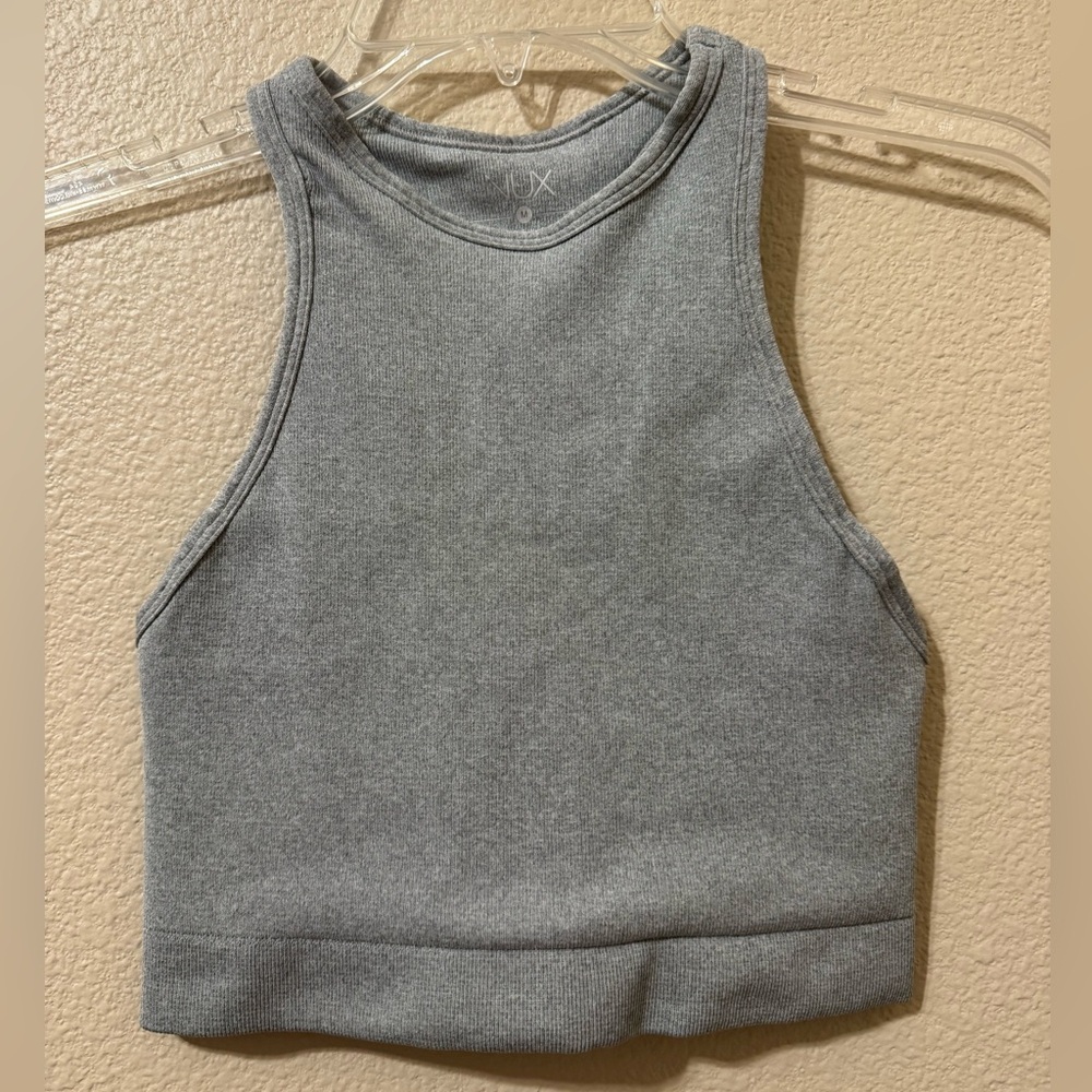 NUX Heather Gray Ribbed Top NWOT